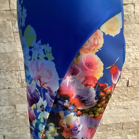 Neiman Marcus Floral Dress - Picture 3 of 6